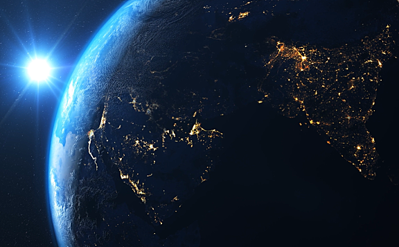 太阳照亮地球表面 地球缓慢转动 4K超高清分辨率3840*2160视频素材下载