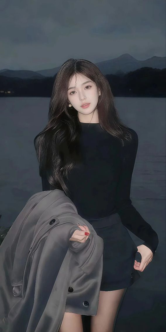 优雅时尚气质美女自拍 最新手机壁纸图片原图免费下载